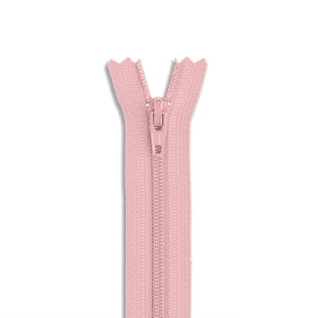 22" #3 Nylon Coil Non-Separating Zipper / Blush Pink (851)