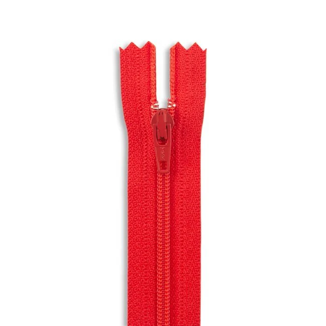 7" #3 Nylon Coil Non-Separating Zipper / Fire Red (820)