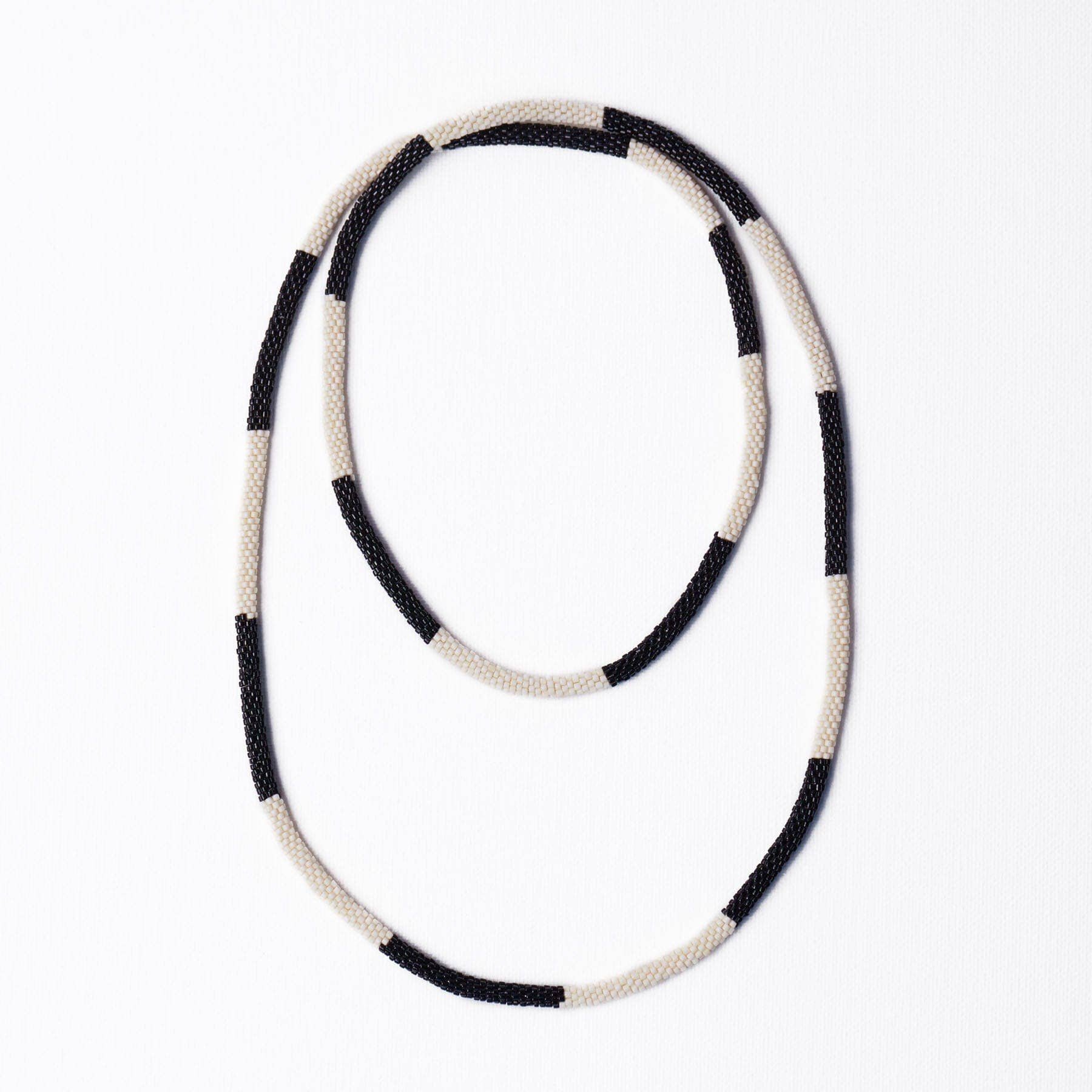 Allie Seed Bead Long Necklace / Black and White