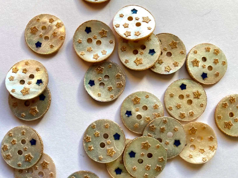 Glitter Stars Shell Button 1/2"