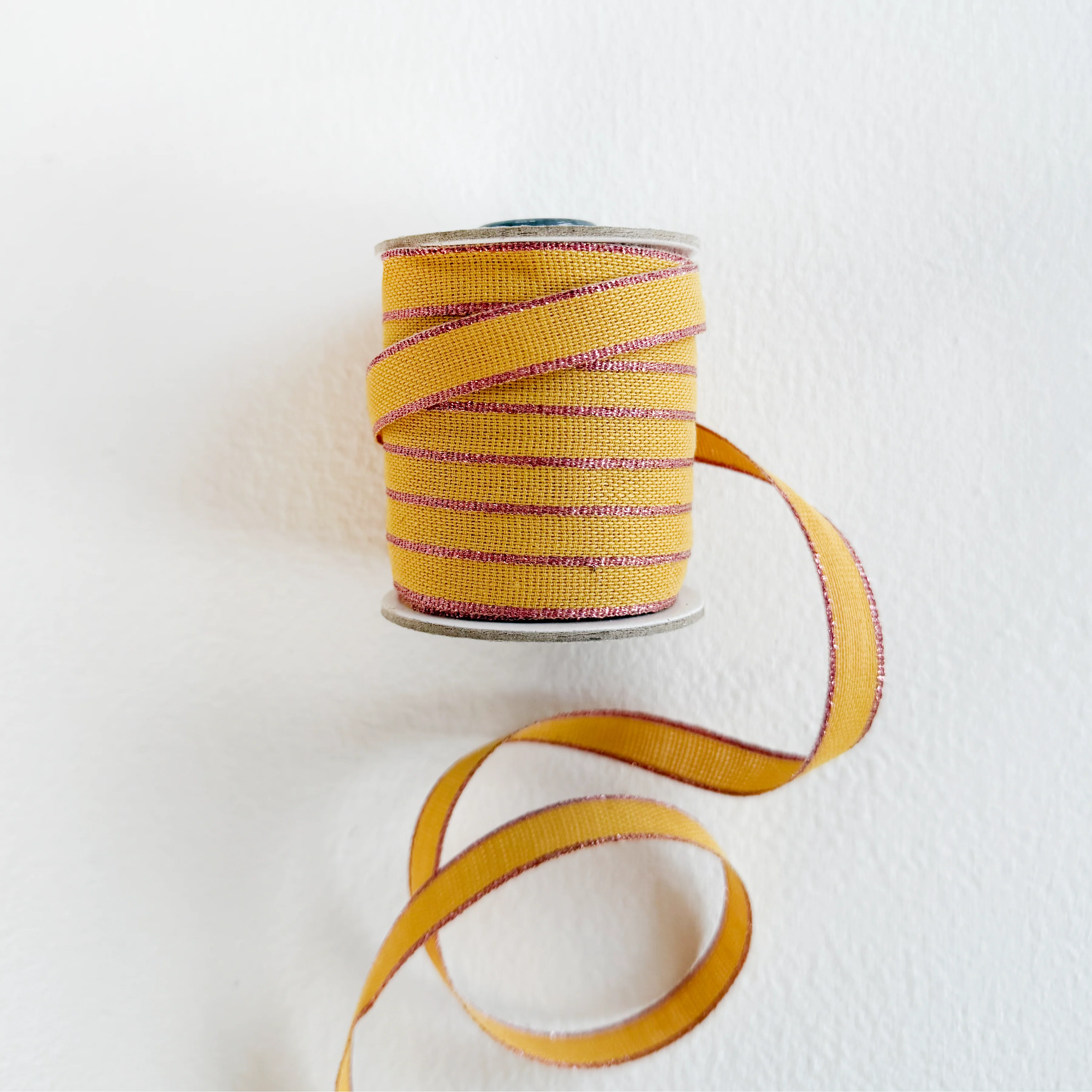 Metallic Drittofilo Ribbon / Ochre + Pink
