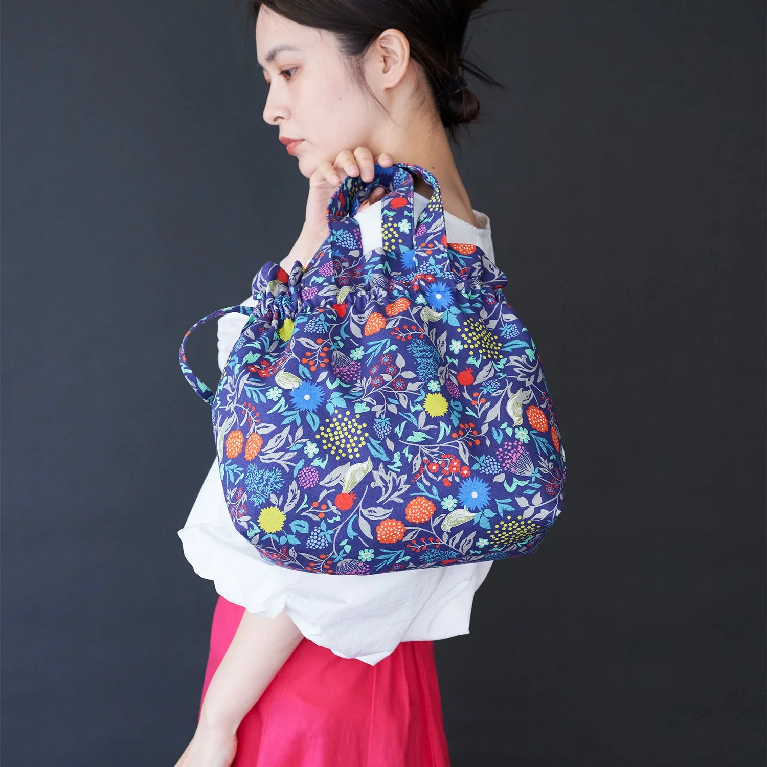 Murmur Cotton/Linen Sheeting / Navy