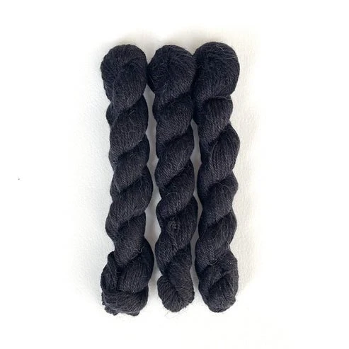 Perennial Minis / 005 Black
