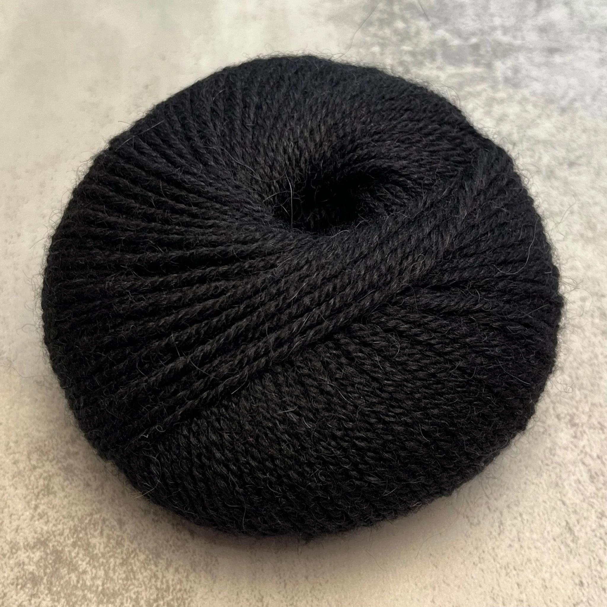 Pura Lana / 599 Black