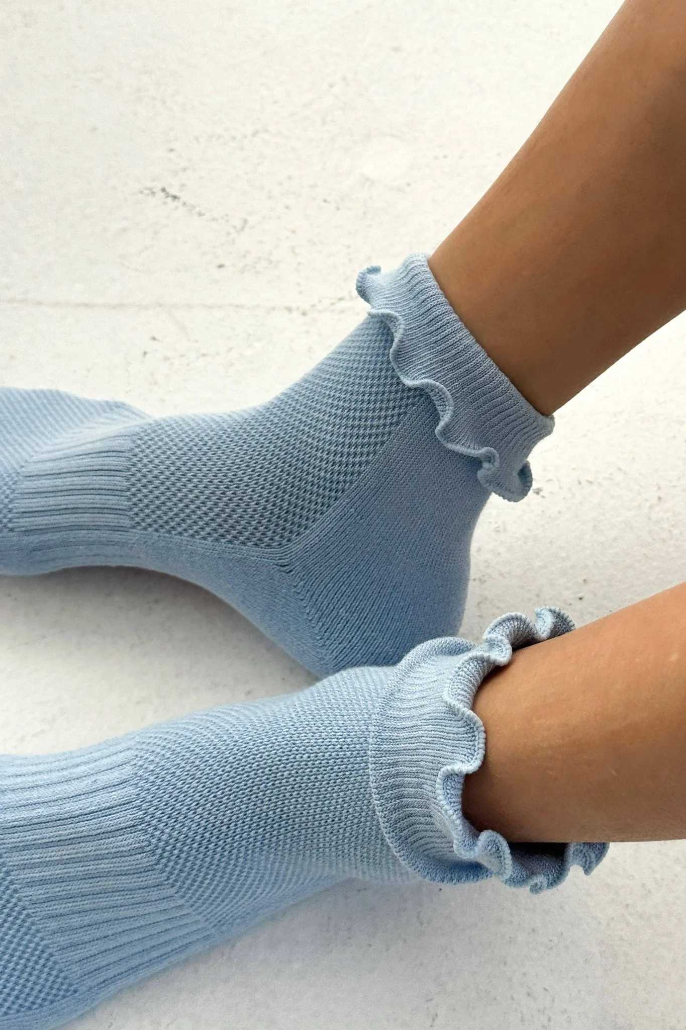 Ruffled Hugger Crew Socks  / Periwinkle - Image 4