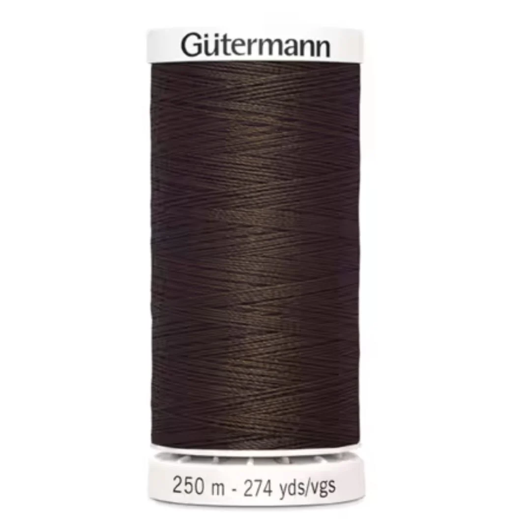Sew-All Thread 250m / 590 Clove