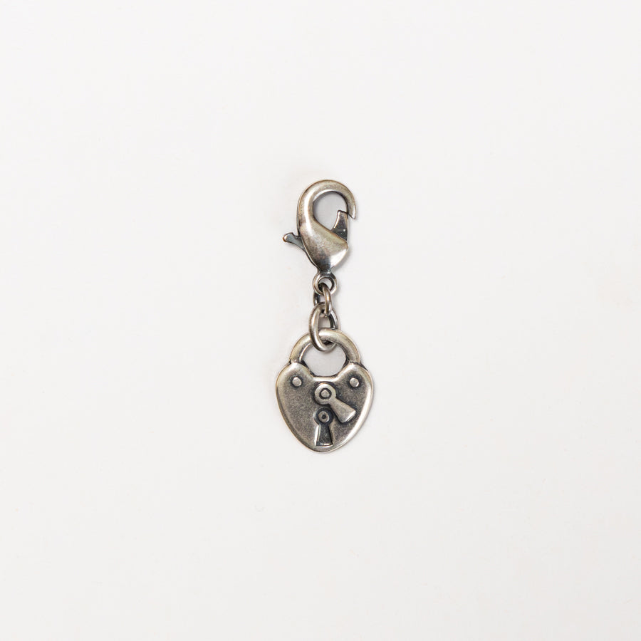 Silver Charm / Heart Lock