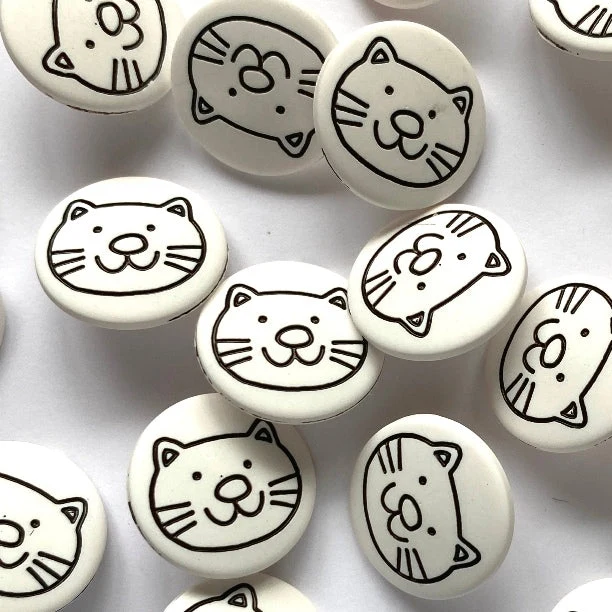 White Cat Buttons 5/8"